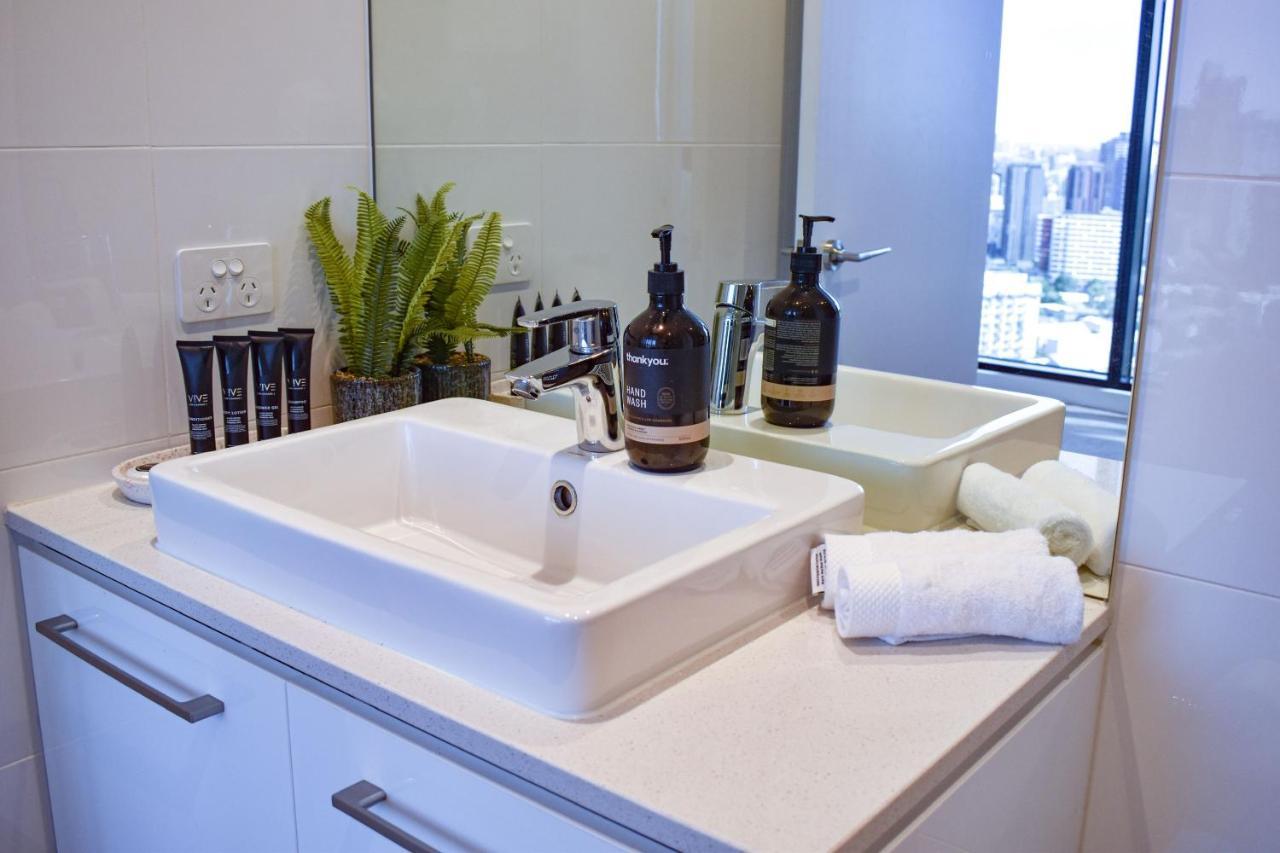 Deluxe 3 Bedroom Apartment In Southbank Melbourne Esterno foto